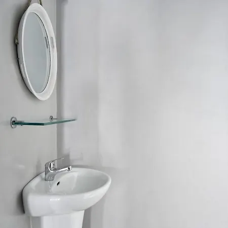 Whitelist Fabrika In Mykonos Town